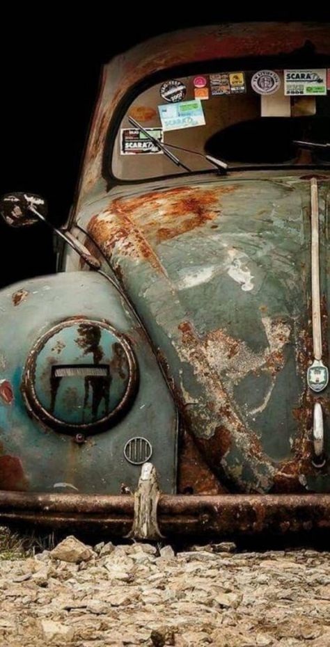 Volkswagen Vintage, Vintage Beetle, Vintage Auto's, Rat Look, Bug Car, Vw Art, Vw Classic, Beetle Car, Rusty Cars