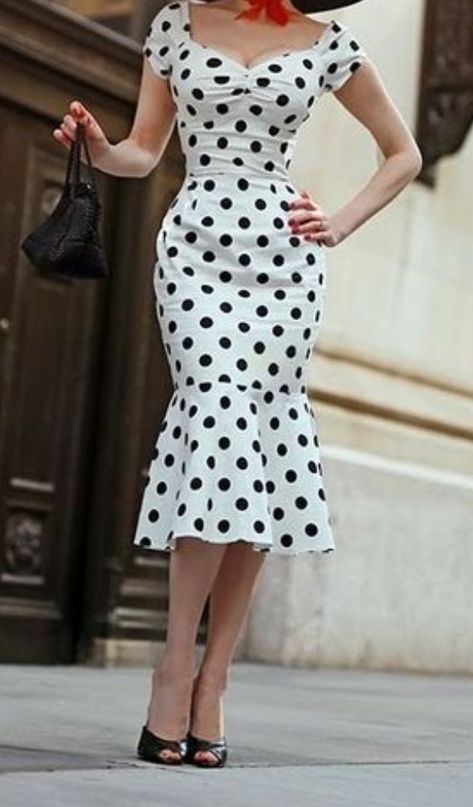 Retro Polka Dots Outfit, Polka Dots Outfit, 1950s Dress, Wiggle Dress, 1950s Fashion, Retro Dress, Halloween Outfits, Retro Fashion, Vintage Dresses