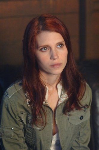 #Supernatural - #AnnaMilton Anna Supernatural, Anna Milton, Supernatural Season 4, Supernatural Angels, Supernatural Pictures, Superman Lois, Supernatural Seasons, Supernatural Cast, Angels And Demons