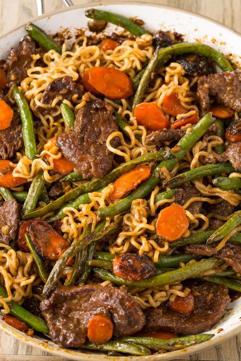 Noodle Recipes Homemade, Fried Ramen, Beef Ramen, Ramen Stir Fry, Beef Stir Fry Recipes, Ginger Beef, Ramen Noodle Recipes, Fry Recipes, Homemade Noodles