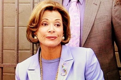 Best Tv Characters, Lucille Bluth, Yo Momma Jokes, Jessica Walter, Yo Momma, Jennifer Coolidge, Arrested Development, Gay Marriage, College Humor