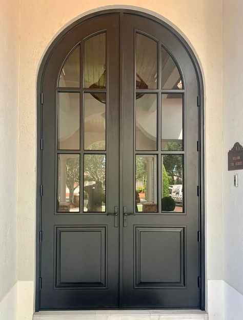 Francesca 100371 French Door - Custom Wood Doors Karoo House, Modern Entrance Design, Arched Exterior Doors, Arched French Doors, French Entry Doors, Luxury Houses Entrance, Arched Front Door, Double Front Entry Doors, French Front Doors