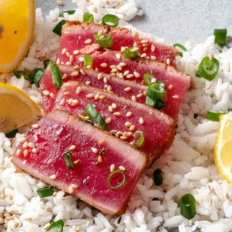 Marinated Tuna Steak, Ahi Tuna Steak Recipe, Tuna Steak Recipe, How To Cook Tuna, Grilled Tuna Steaks, Salad And Fries, Ahi Tuna Steak, Tuna Steak Recipes, Tuna Tataki