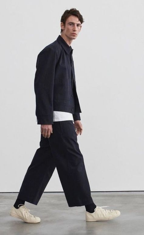 Japanese Mens Fashion Street Styles, Ankle Pants Outfit Men, Uniqlo Men Outfit, Normcore Men, Oversized Outfit Men, Japan Men Fashion, Men’s Office, Normcore Outfits, Japanese Mens Fashion