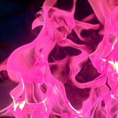 Fushia Aesthetic, Wallpaper Fire, Pink Flames, Fire Flames, Neon Decor, Live Photos, Led Neon Signs, Led Neon, Pink Aesthetic