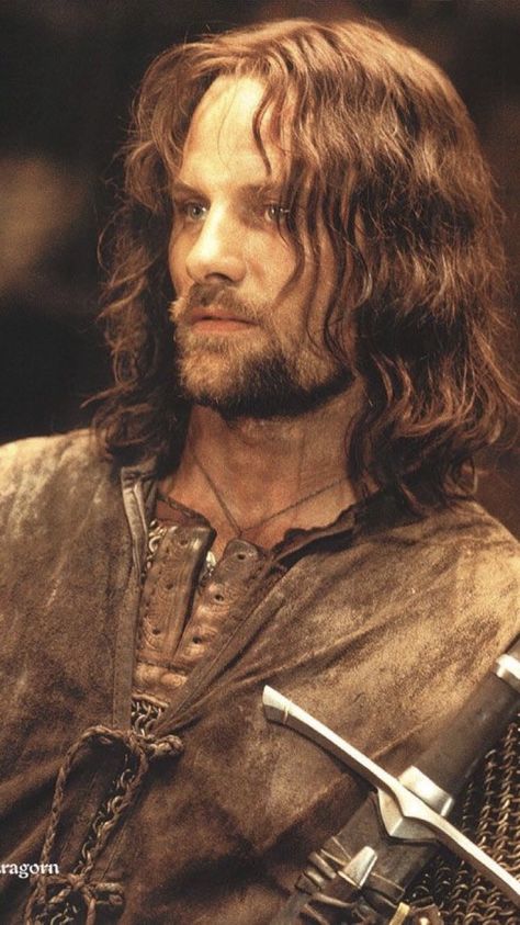 Aragorn Lotr, John Howe, Two Towers, Frodo Baggins, Viggo Mortensen, The Two Towers, Fellowship Of The Ring, Jrr Tolkien, The Lord Of The Rings