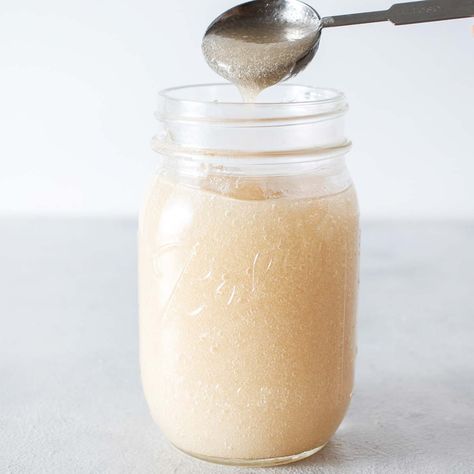 Starbucks Frappuccino Base Recipe, Frappe Base Recipe, Frappuccino Base Recipe, Vitamin Drinks, Frappuccino Recipes, Starbucks Frappe, Slushy Drinks, Iced Chai Tea Latte, Coffee Frappuccino