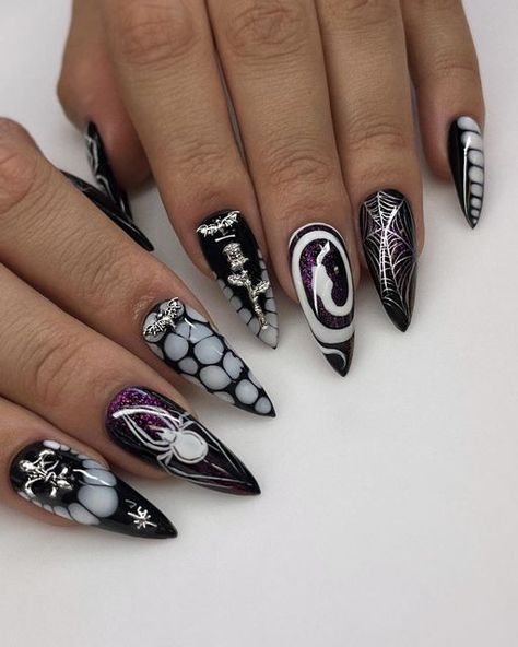 Ongles Goth, Cat Claw Nails, Purple Halloween Nails, Pink Halloween Nails, Halloween Nails Ideas, Black Halloween Nails, Nail Art Halloween, Holloween Nails, Witch Nails