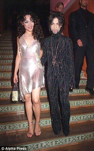 Mayte Garcia and Prince Mayte Garcia Prince, Prince Wife, Mayte Garcia, Prince And Mayte, Prince Concert, Prince Musician, Goddess Outfit, Photos Of Prince, Prince Purple Rain