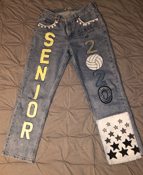 Class Of 2023 Senior Pants, Spirt Week Jeans, Hoco Jeans Painted Ideas, Senior Spirit Jeans, Homecoming Jeans Painted, Painted Jeans School Spirit, Hoco Jeans Painted, Senior Pants Ideas, Decorated Pants