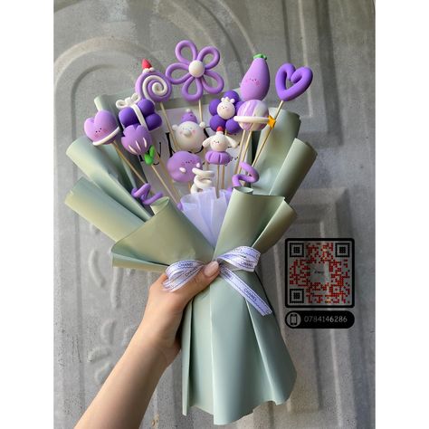 Air Dry Clay Flower Bouquet, Polymer Clay Flower Bouquet, Clay Bouquet, Foam Clay, Polymer Clay Flower Jewelry, Clay Diy Projects, Clay Flower, Polymer Clay Flowers, Birthday Cards Diy