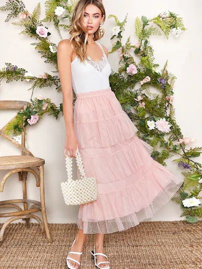 To find out about the Elastic Waist Layered Mesh Skirt at SHEIN, part of our latest Skirts ready to shop online today! Casual Skirt Outfits Summer, Mesh Skirt Outfit, Skirts Outfits Summer, Mini Skirt Pattern, Lace Trim Cami Top, Blush Dress, Skirts Outfits, Casual Skirt Outfits, Latest Skirts