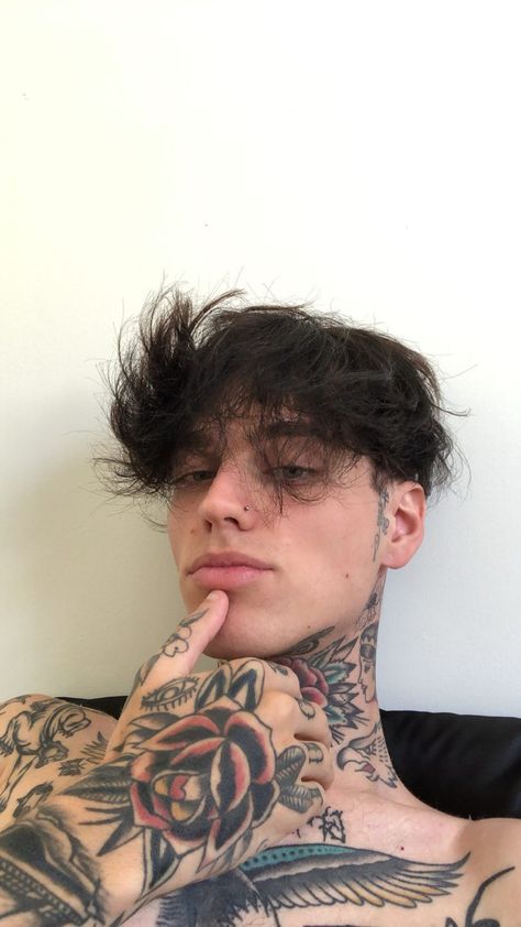 Aaron Liebregts, Be Mine Forever, Mine Forever, Tattoo Inspiration Men, Scott Mccall, Boy Tattoos, Famous Girls, Long Black Hair, Books For Boys