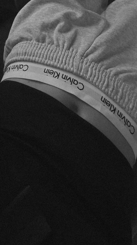 Calvin Klein Boxers Aesthetic Men, Calvin Klein Boxers Aesthetic, Boxer Calvin Klein Men, Calvin Klein Men Outfits, Calvin Klein Snap, Boxers Aesthetic, Private Boyfriend, Sunny Chopra, Aestethic Photo