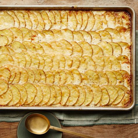 Sheet Pan Scalloped Potatoes, Scalloped Potatoes Recipe, Scalloped Potato Recipes, Potato Sides, Pan Recipes, Potato Side Dishes, Ree Drummond, Scalloped Potatoes, Cooking Pan