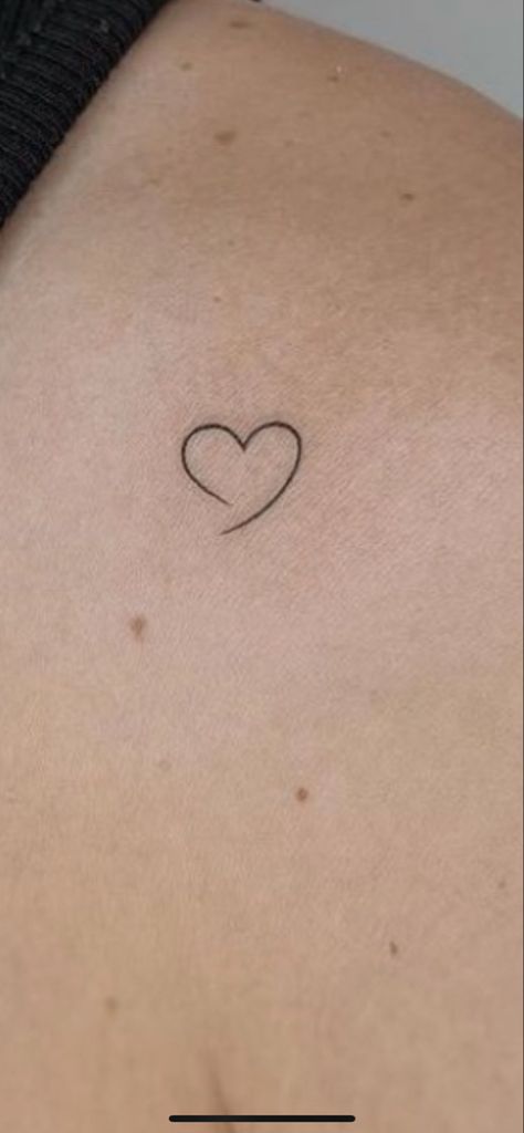 Tiny Heart Tattoos, Small Tats, Heart Tattoos, Collar Bone Tattoo, Line Work Tattoo, Collar Bone, Designer Blouse Patterns, Designer Blouse, Tiny Heart