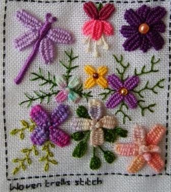 Fat-Quarter: Old woven trellis stitches Trellis Stitch, Brazilian Embroidery Stitches, Learn Embroidery, Needlework Embroidery, Brazilian Embroidery, Types Of Embroidery, Design Guide, Embroidery Ideas, Embroidery Inspiration