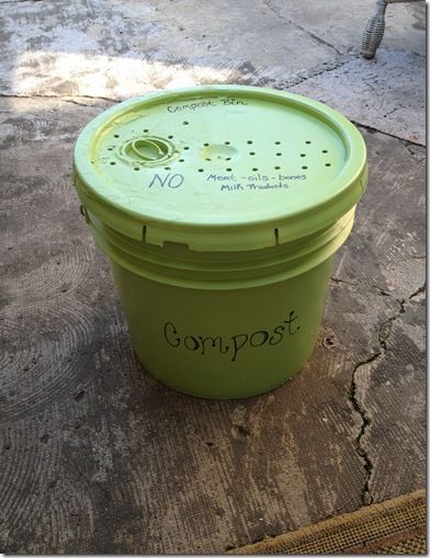 Diy Compost Tumbler, Indoor Compost Bin, Small Compost Bin, Indoor Compost, Best Compost Bin, Compost Bin Pallet, Tumbling Composter, Compost Bin Diy, Compost Bucket