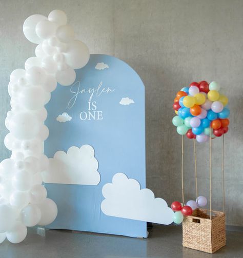 Up Birthday Theme Disney, Up Theme Backdrop, Disney Up Birthday Party, Disney Up Birthday Party Theme, Up Movie Party Ideas, Movie Up Theme Party, Up Movie Baby Shower Theme, Pixar Up Birthday Party, Baby Shower Up Theme