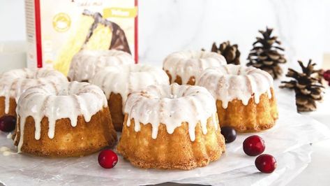 New Year Recipes, Mini Bundt Cakes Recipes, Bourbon Cake, Bundt Cake Recipes, Tube Cake Pan, Betty Crocker Cake, Eggnog Cookies, Haley Williams, Mini Bundt