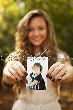 1000+ ideas about Senior Pictures on Pinterest | Senior Portraits ... Sr Pictures, Senior Year Pictures, Christmas Pic, Senior Portraits Girl, Grad Pictures, Senior Stuff, Senior Ideas, Graduation Pics, Senior Portrait Poses