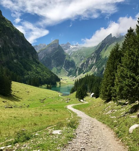 Seealpsee, Switzerland *by Marc  (Source: unsplash.com) Calming Images, Mountain Landscape Photography, Vevey, Adventure Aesthetic, Pretty Landscapes, Fantasy Places, Nature Aesthetic, Pretty Places, Mountain Landscape