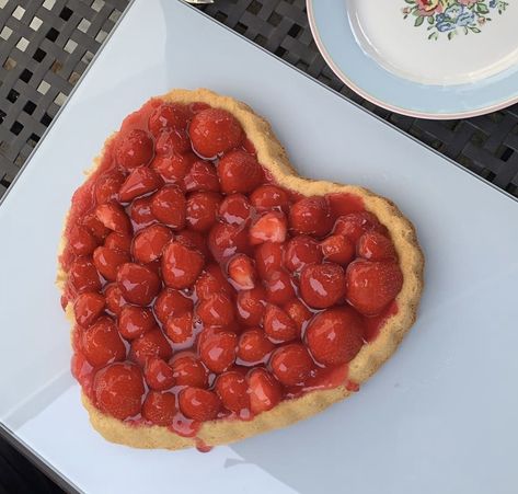 Heart Shaped Strawberry, Strawberry Pie, Heart Shapes, Pie