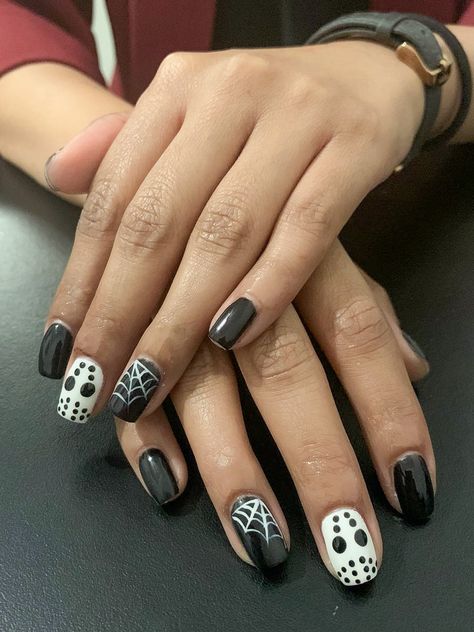 Halloween Masc Nails, Male Halloween Nails, Male Nail Art Black, Mens Halloween Nails, Short Nails Ideas Halloween, Men’s Halloween Nails, Halloween Nails For Men, Short Masc Nails, Halloween Nails Men