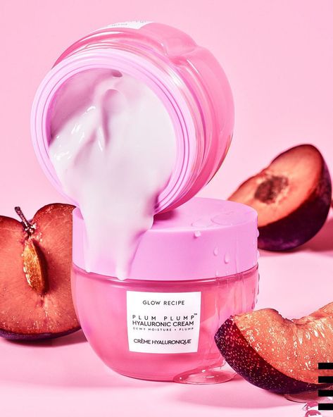 Glow Recipe Plum Plump Hyaluronic Acid Moisturizer: A hydrating, skin-balancing, whipped gel cream in a refillable jar, packed with polyglutamic acid, hyaluronic acid, and plum for visibly plump, glowing skin. Glow Recipe Plum Plump, Plum Plump, Diamond Instagram, Hyaluronic Acid Moisturizer, Glow Recipe, Gel Cream, Cute Makeup, Hyaluronic Acid, Beauty Skin