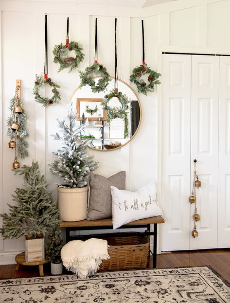 Traditional Christmas decorations can easily be reinvented with a little creativity! See how to create unique Christmas wall art with these standard pieces. #fromhousetohaven #traditionalchristmasdecorations #christmasdecorideas Diy Christmas Wall, Traditional Christmas Decorations, Christmas Bedroom, Christmas Trends, Easy Christmas Diy, Christmas Wall Decor, Farmhouse Christmas Decor, Traditional Christmas, Christmas Wall Art