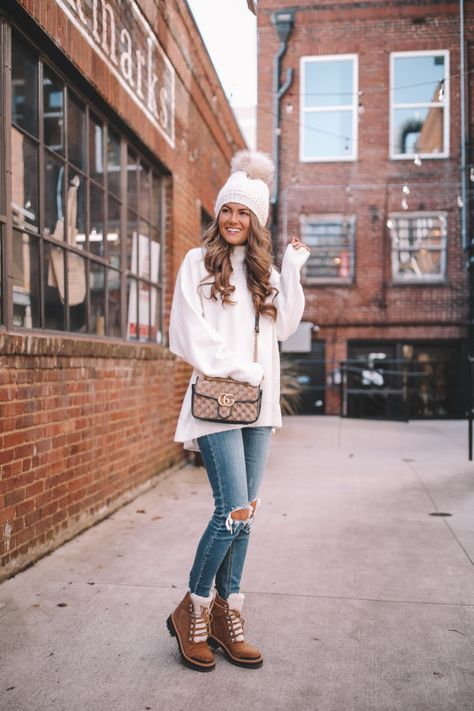 15+ Easy Thanksgiving Outfit Ideas Nz Outfits, Bougie Christmas, Fedora Hat Outfits, Fall Thrift, Marc Fisher Boots, Pearls Fashion, Southern Curls And Pearls, Big Shoes, Outfits Cold