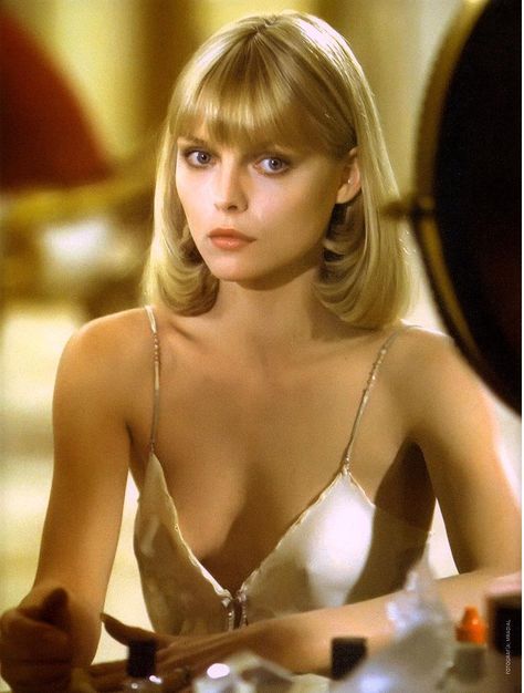 Michelle Pfeiffer's wardrobe in Scarface -- early 80's fashion at its's best. Michelle Pfeiffer Scarface, Elvira Hancock, Niki Taylor, Kim Basinger, Susan Sarandon, Uma Thurman, Denise Richards, Michelle Pfeiffer, Actrices Hollywood