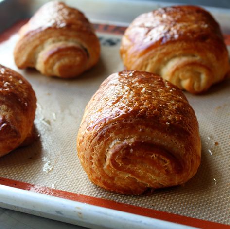 10 Copycat Starbucks Treats to Make at Home | Allrecipes Chocolate Croissant Recipe, Chocolate Croissants, Chip Recipes, Pane Dolce, Croissant Recipe, Love At First Bite, Chocolate Croissant, Roll Recipes, Crescent Roll