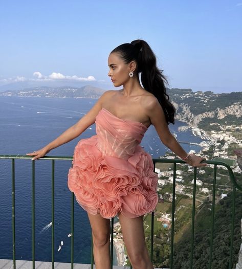 Elegant fashion for ladies Evening Gowns Short, Coral Pink Dress, Beauty Pageant Dresses, Anniversary Dress, Fashion Week Dresses, Cocktail Skirts, Pageant Outfits, Halter Prom Dresses, Pink Tulle Dress