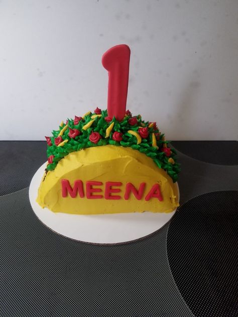 Taco smash cakes Taco Smash First Birthday, Taco Smash Cake, My First Fiesta 1st Birthday Cake, Taco Bout A One Year Old, First Fiesta Cake Smash, Uno Fiesta Themed First Birthday, Lucha Libre Party, Taco Cake, Smash Cake First Birthday