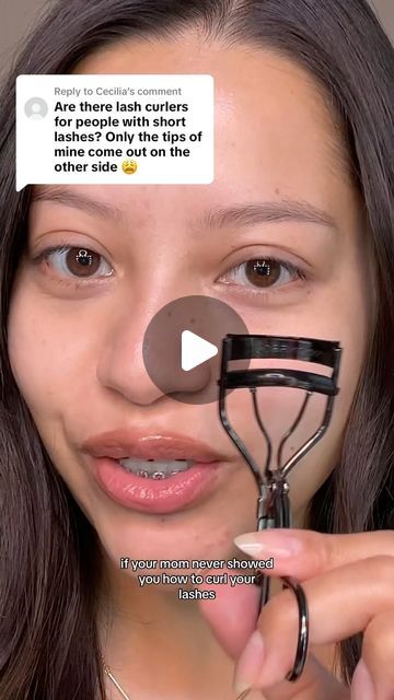 Jess | Makeup • Tutorials on Instagram: "How to curl your lashes CORRECTLY  Using @japonesque eyelash curler   #eyelash #eyelashcurler #lashcurler #lashcurl #lashes #makeuptips" How To Curl Your Eyelashes With A Spoon, How To Curl Your Lashes Properly, Best Way To Curl Lashes, Eyelash Curler Tutorial, How To Use Lash Curler, How To Curl Your Lashes With A Curler, How To Curl Your Eyelashes With A Curler, How To Curl Eyelashes With Curler, How To Curl Lashes With Curler