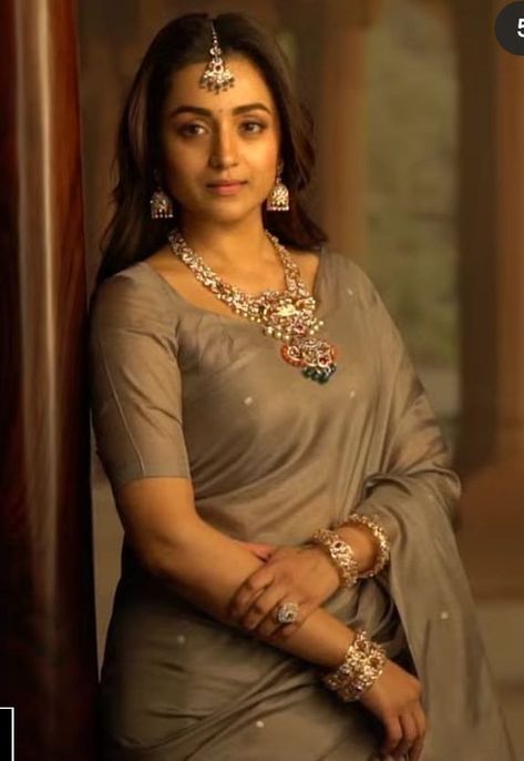 Trisha Krishnan, Indian Bridal Fashion, Beautiful Saree, Indian Beauty Saree, India Beauty, Desi Beauty, Beauty Women, Indian Fashion, Saree