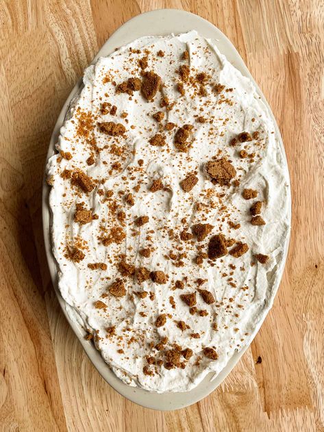 Gingersnap Icebox Cake, Ginger Snap Icebox Cake, Fried Mashed Potatoes, Refrigerator Cake, Maple Whipped Cream, Ginger Snaps Recipe, Icebox Cakes, Whipped Cream Desserts, Cool Whip Desserts