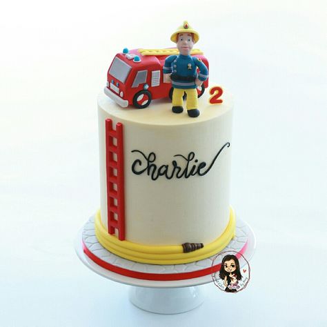 Fireman Sam Birthday Cake, Firefighter Birthday Cakes, Fireman Sam Birthday Party, Birthday Cake Buttercream, Fire Engine Cake, Fireman Sam Cake, Fireman Cake, Firetruck Cake, Firetruck Birthday Party