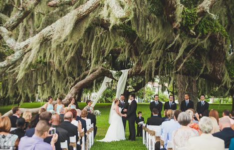 We believe that having a destination wedding is the perfect excuse to  tie the best day of your life thus far into a vacation. Now the question  is where to go? Consider Jekyll Island, an affordable destination  wedding venue that happens to be on an island. Located off the coast of  the U.S. state of Georgia. It is one of the Sea Islands and of the  Golden Isles of Georgia.  Intrigued? Scroll through to see some of their elegant wedding venues, as well a few  ideas to make your island weddin... Wedding Venues Georgia, Affordable Destination Wedding, Jekyll Island Wedding, Wedding Venues In Virginia, Dunedin Florida, Wedding Location Ideas, Wedding 101, Georgia Wedding Venues, Elegant Wedding Venues