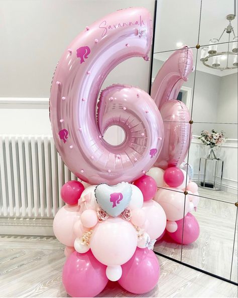 Birthday Decoration Barbie Theme, Custom Barbie Outfit, Barbie Birthday Balloon Garland, Barbie Party Balloons, Barbie Birthday Balloons, Barbie Balloon Centerpiece, Barbie 6th Birthday Party Ideas, Barbie Themed Birthday Party Decor Table Settings, Barbie Balloon Bouquet