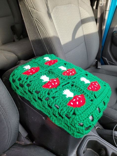 Mushroom Crochet Center Console Cover -  #Center #Console #cover #Crochet #Mushroom Car Headrest Cover Crochet, Crochet Console Cover, Crochet Car Assesories Pattern, Crochet Car Console Cover, Crochet Patterns For Car, Mushroom Car Decor, Crochet Remote Cover, Crochet Car Cover, Fun Car Decor