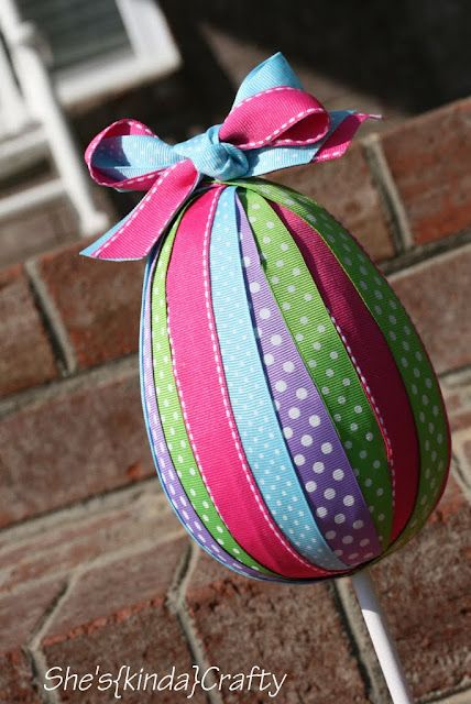 Egg Topiary, Easter Topiary, Easter Egg Crafts, Easter Parade, Easter Projects, Egg Crafts, Easter Decorations Outdoor, On A Stick, Spring Holidays