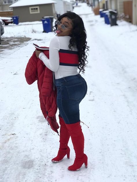 #tommyhilfiger #winteroutfit Fall Attire, Style Outfits, Pinterest Outfits, Curvy Outfits, Fall Fashion Outfits, Swag Outfits, Curvy Fashion, Fall Winter Outfits, Types Of Fashion Styles