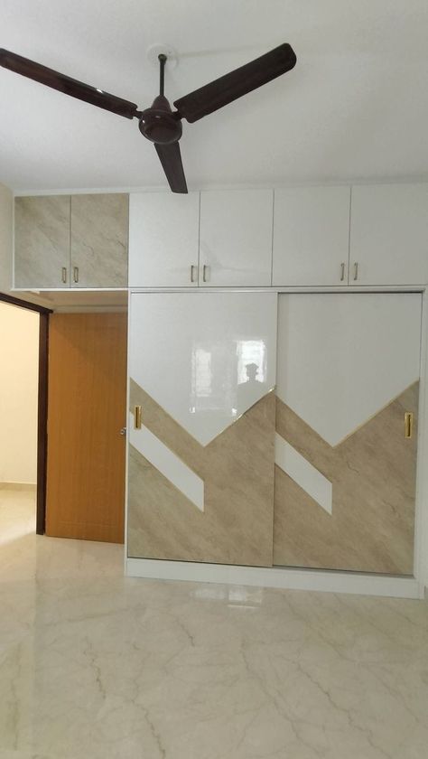 Room Farnichar Design Bedroom, Slider Almari Design, Wardrobe Design Slider, Slide Cupboard Design, Farnichar Design Almari, Cupboard Design Sliding Door, Slider Almirah Designs, Fanichar Design, Walldrop Design New