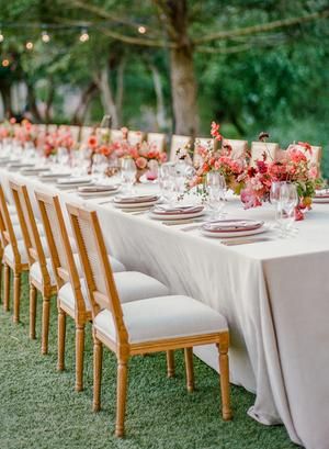 An Intimate Wedding in Napa Painted in Every Shade of Wine - from Burgundy to Champagne! Champagne And Wine Wedding, Wine Wedding Colors, Wedding Colors 2024, Wine Colored Wedding, Rehearsal Dinner Decorations, Simple Wedding Centerpieces, Brunch Table, Wedding Reception Inspiration, Rustic Centerpieces