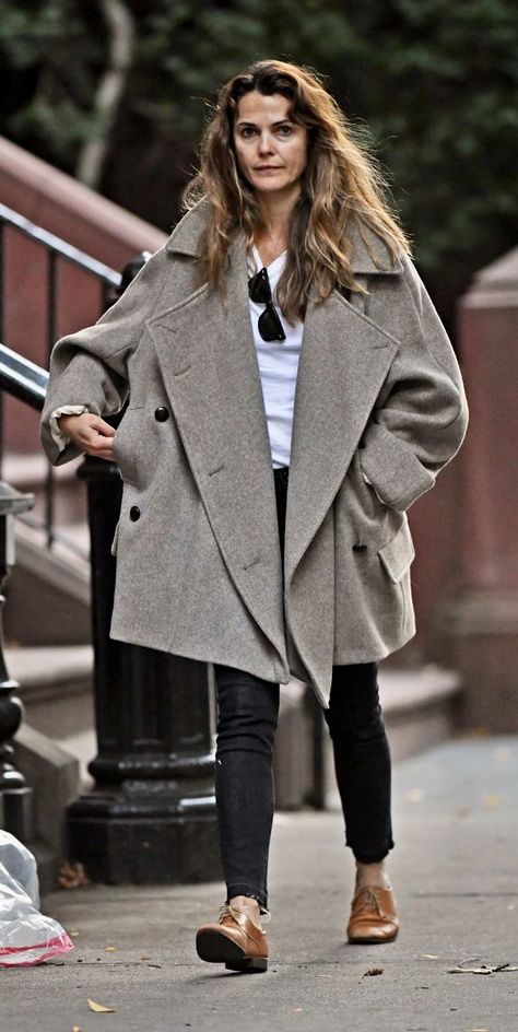 Keri Russell Style, Keri Russell, Fashion Days, Street Style Inspiration, City Style, Style Icons, Work Outfit, Everyday Fashion, Casual Style