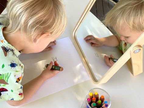 All About Me Toddler Art, Self Portrait Kids, Mirror Drawing, Toddler Drawing, Mirror Drawings, Kids Mirrors, Social Emotional Activities, Reggio Inspired, Self Portraits