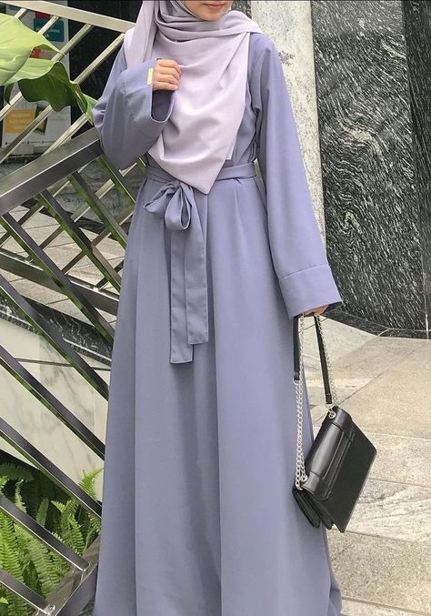 Muslim Outfits Casual, Muslim Fashion Hijab Outfits, Hijabi Fashion Casual, Mode Abaya, Modesty Fashion, Muslim Fashion Hijab, Fashion Muslim, Muslim Fashion Dress, Muslim Outfits