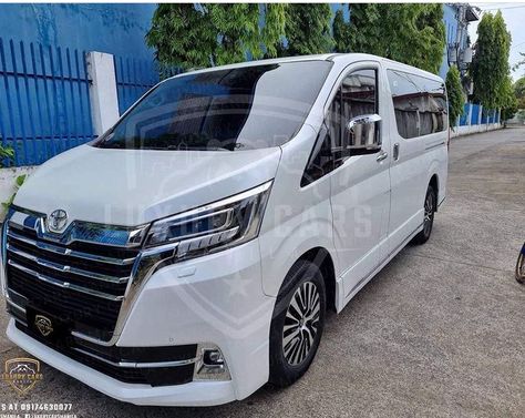 Toyota Super Grandia, Toyota Hiace, All Cars, Dream Car, Dream Cars, Toyota, Suv Car, Suv, Ford